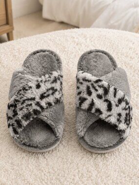 Gray Fuzzy Leopard Crossband Slippers Plush Open Toe NWT